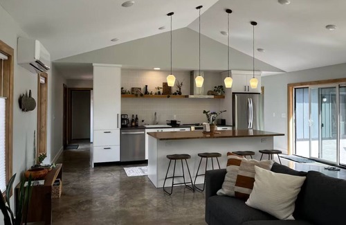 Washburn Cabin | The North Oak, a Modern Cabin