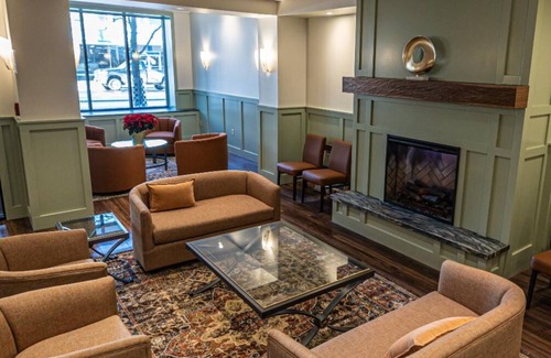 Presque Isle Hotel | The Northeastland Hotel