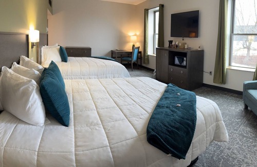 Presque Isle Hotel | The Northeastland Hotel
