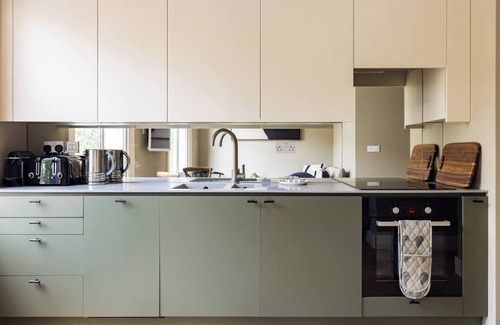 Colville Apartment | The Notting Hill Apartments by HoK Living - NH3