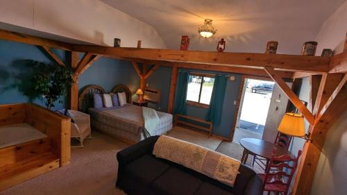 Ludington Hotel | The Nova Motel
