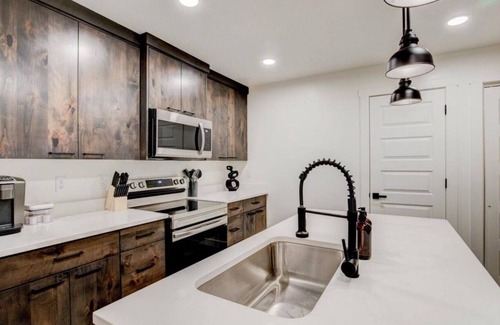 South Ogden Apartment | The Oasis at the Brooks on 40th