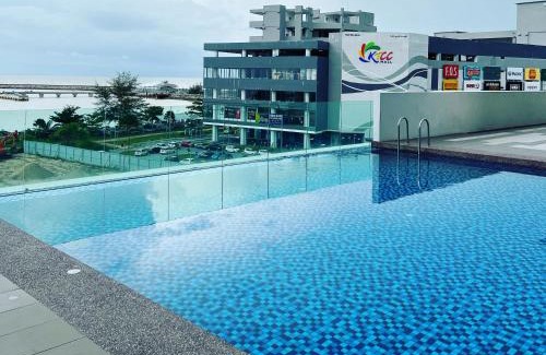 Kampung Tanjung Kapur Apartment | The Ocean Homestay near KTCC Mall & Drawbridge