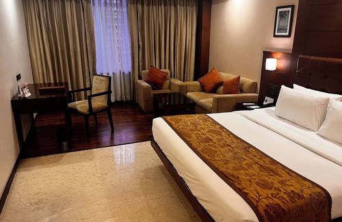 Adyar Hotel | The Ocean Pearl
