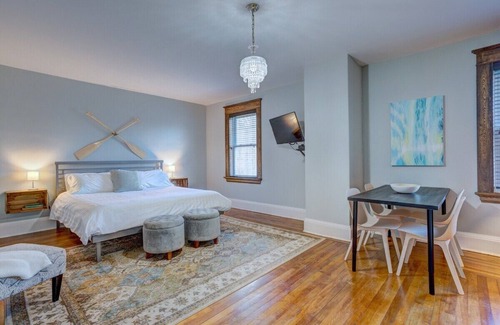 Lunenburg Apartment | The Ocean Suite Couple's Escape Lunenburg