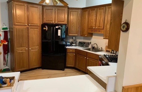 Three Lakes House | The Octagon. Lakefront, Free WIFI, Gas Grill, On the Chain and Snowmobile Trails