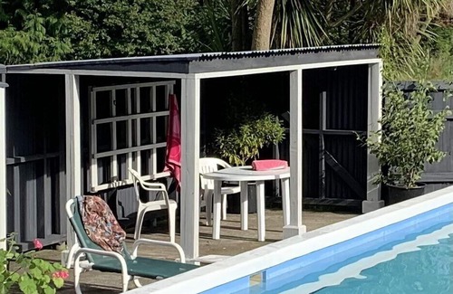 Mayfield House | The Old Anama School - stylish countryside escape