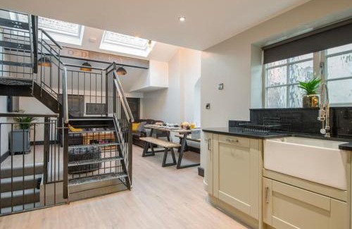 Whitby House | The Old Bakery - Luxury Three Bed House with Roof Terrace