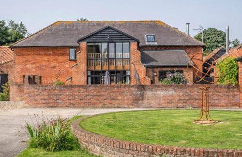 Ipswich House | The Old Barn
