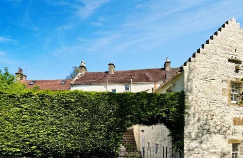 Ceres House | The Old Baron's Courthouse