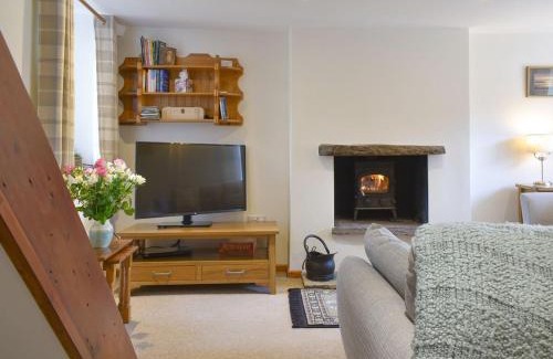 Longnor House | The Old Candle House