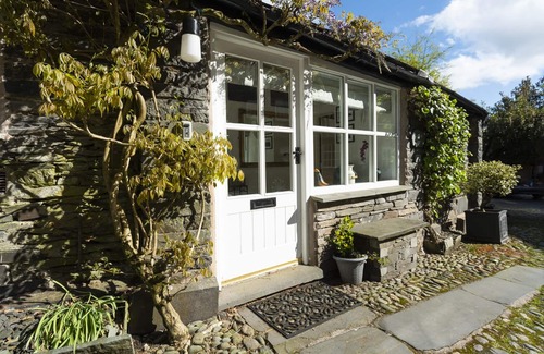 Ambleside House | The Old Dairy - One Bedroom House, Sleeps 2