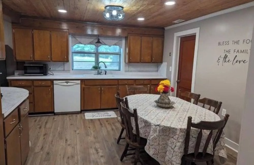 Concord House | The Old Home Placen