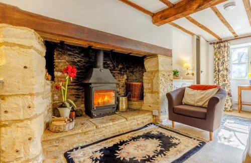 Rendcomb House | The Old Post Office - Chedworth