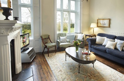 North Tuddenham House | The Old Rectory & the Coach House are 2 beautiful holiday cottages standing in their own parkland