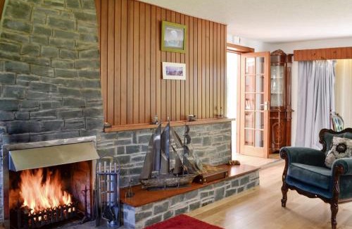 Stranraer House | The Old Schoolhouse