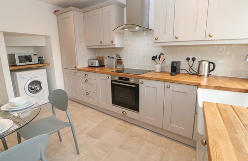 Reeth Cottage | THE OLD STORE, 2 ALPINE TERRACE, pet friendly in Reeth
