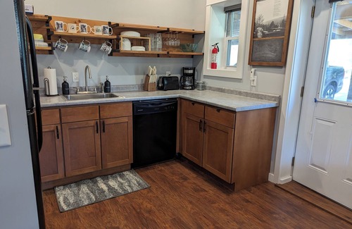 Ithaca Apartment | The Old Volks Home, A, two bdrm apt close to Ithaca, Trumansburg, & the Colleges