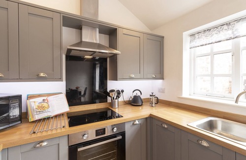 Chesterfield Cottage | The Olde Coach House