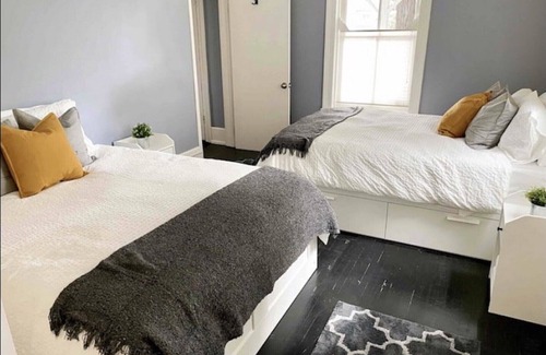 Bracebridge Cottage | The Olde Vault House