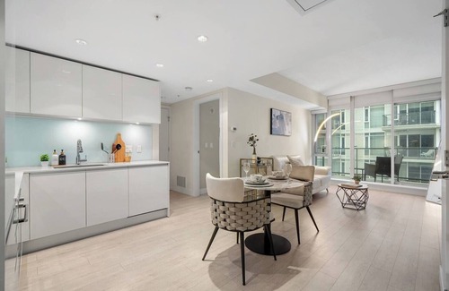 Beltline Apartment | The Opal - Near Stampede Grounds