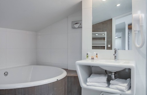 Fontainebleau Hotel | The Originals Boutique Hotel Victoria Fontainebleau