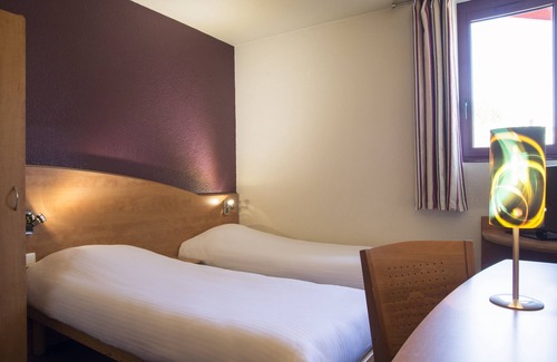 Costieres Hotel | The Originals City, Hôtel Costières, Nîmes