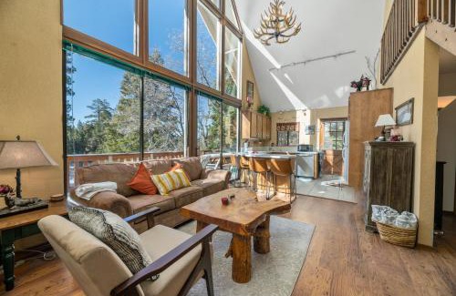 Upper Moonridge House | The Outdoors Inn - Breathtaking mountain views of Bear Mountain, Perfect for a barbecue on the deck!