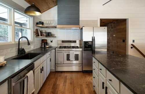 Fairview Cabin | The Outpost, on Little Pisgah Mountain - a Secluded Modern Cabin Oasis