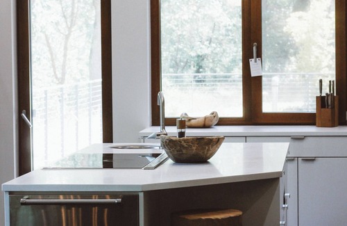 Jacksonville House | The Overlook at Cowhorn Vineyard & Garden, an immersive vineyard stay