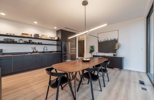 Leavenworth Cabin | The Overlook - Modern Leavenworth Cabin with beautiful views and close to town