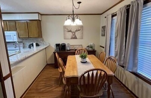 Banner Elk Condo | The Owl Cove! Level entry - Overlook Wedding Barn Discount - 2118