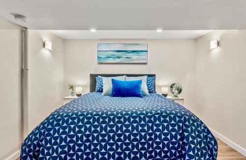 Northwest Calgary House | The Owlet NWCalgary QueenBD PrivateSuite