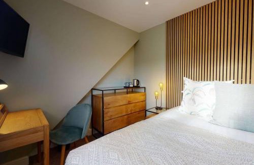 Oxford Cabin | The Oxford Lodge - Ensuite Rooms