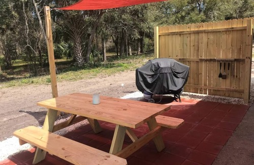 Carrabelle House | The Oyster Bed- Riverwalk Cottages Unit 204 B