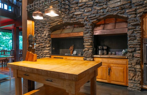 Eureka Springs House | The Ozark Deck House Near Kings River+Wifi+Gated