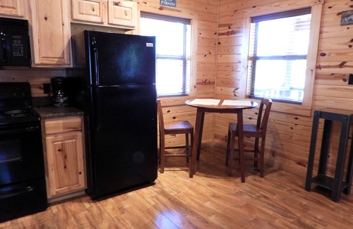 Royal Cabin | The Ozark.n