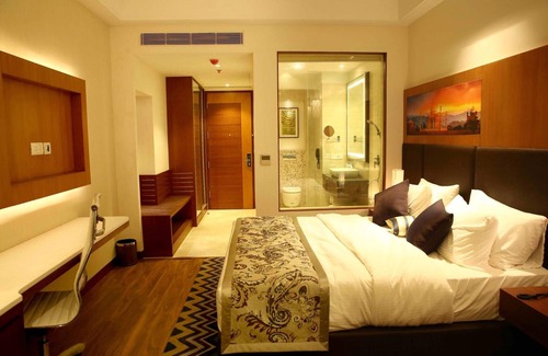 Sanjay Place Hotel | The P L Palace Agra