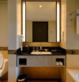 Downtown Kota Kinabalu Resort | The Pacific Sutera Hotel