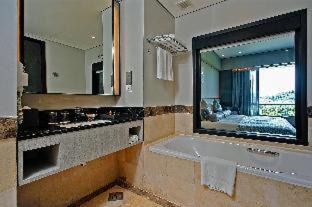 Downtown Kota Kinabalu Resort | The Pacific Sutera Hotel