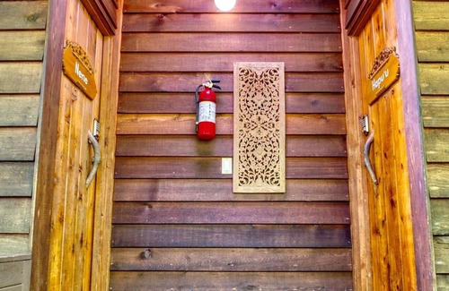 Volcano Apartment | The Pacifica Inn- The Nene and Hapu’u Room