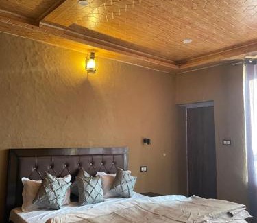 Shimla Cabin | The Pahadi House