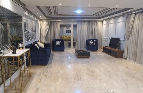 Heliopolis Apartment | The Palace