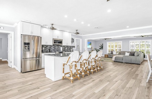 Florida North Atlantic Coast House | The Palm House: Spacious, Stylish, & Perfectly Located in North Palm Beach!