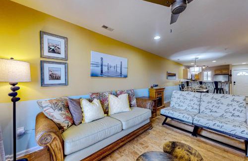 Rehoboth Beach Apartment | The Palms - 36507 Palm Dr #2102