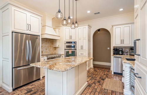 Rockwell House | The Palms at Chesswood - Luxury, Pool, & Dock!