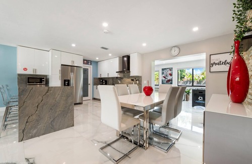 Cutler Bay House | The Palms/Big Pool/Pool Table/Foosball