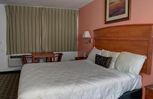 Overlook Hotel | The Palms Motel