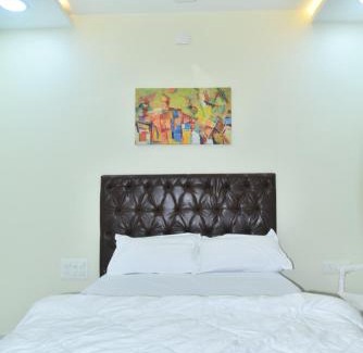Nellore Hotel | The Paradise Guest Inn