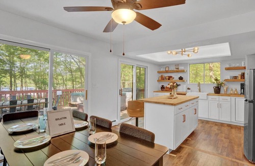 Locust Lake Village House | The Parent Trap Themed House On East Lake